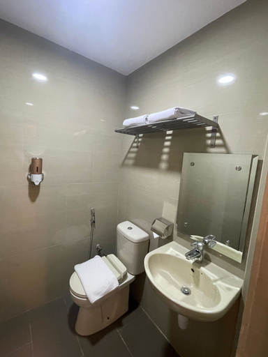Bedroom 5, XTen Guest House, Batam