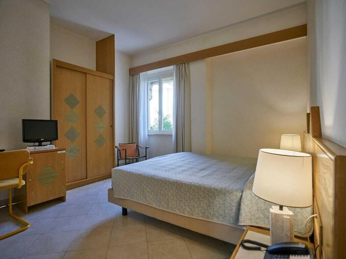 Bedroom 3, Grand Hotel Palace, Latina