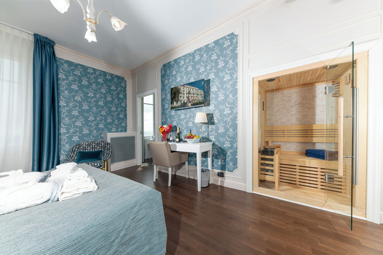 Bedroom 9