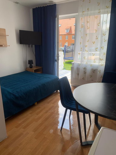 Others 2, Zacisze Nest - noclegi blisko plazy, Koszalin