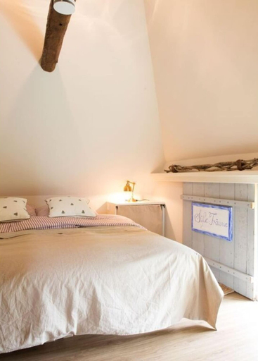 Room 2, Apartment in Ettenheim, Nordfriesland