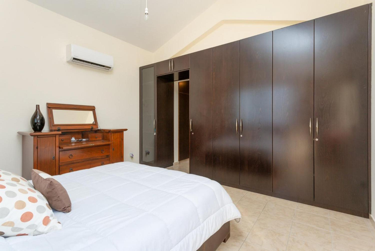 Bedroom 4, Villa Seashore One