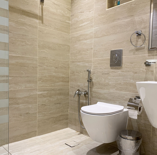 Bathroom 3, Kease Mughrizat C-6 Royal touch AX19, Riyadh
