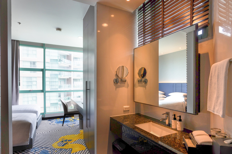 Bathroom 25