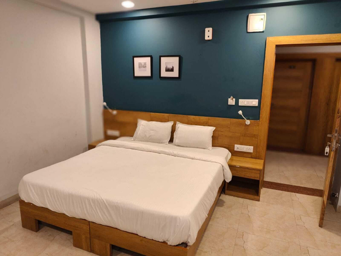 Bedroom 3, Hotel Rush Imperial, Indore