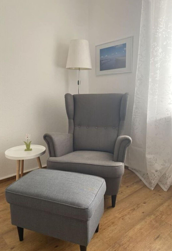 Living area 4, Strandblume Borkum Comfortable Holiday Residence, Leer