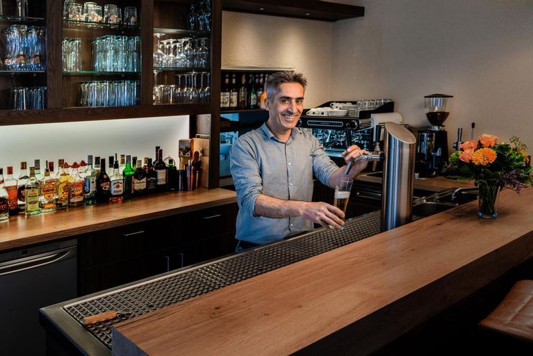 Food & Drinks 3, CAESARO Hotel & Pizzeria - 20 Jahre Familienunternehmen, Osnabrück