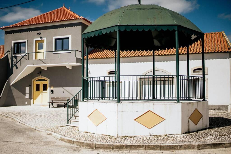 Casa do Coreto, Paco, Sao Bartolomeu dos Galegos, Lourinhã