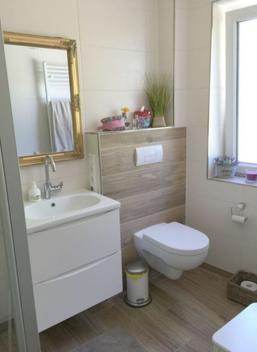 Bathroom 3, Nordwind Modern Retreat, Aurich