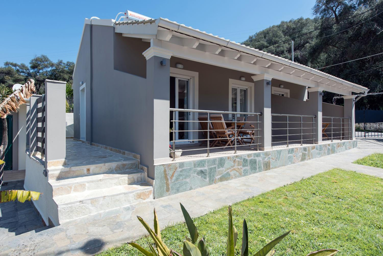 Others 3, AD HOMES, Ionian Islands
