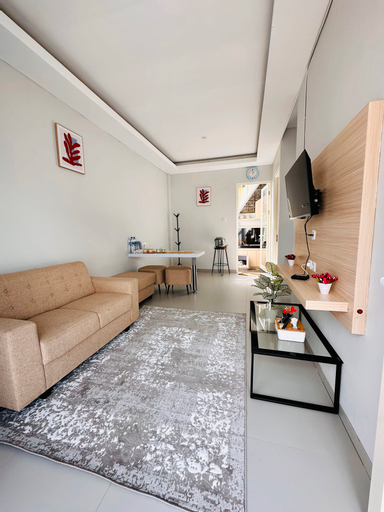 Dining Room 11