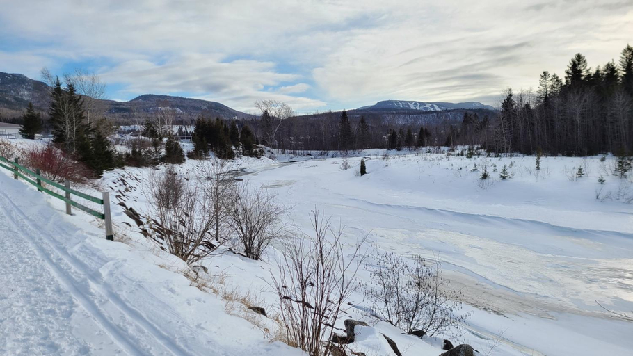 Others 5, Condo-chalet de la Vallee d'Edouard, Le Fjord-du-Saguenay