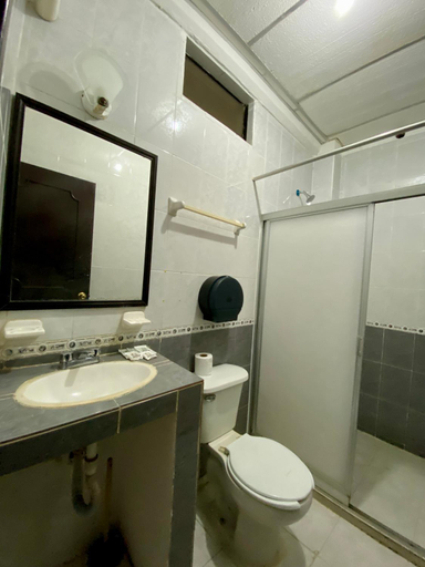 Bathroom 4, Hotel Real del Quijote a solo 50 metros de la playa, Tecolutla