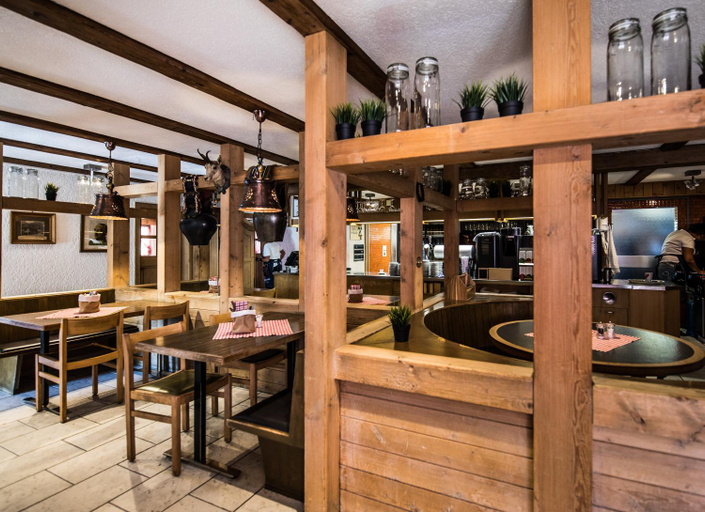 Food & Drinks 2, Berggasthaus Piz Calmot, Surselva
