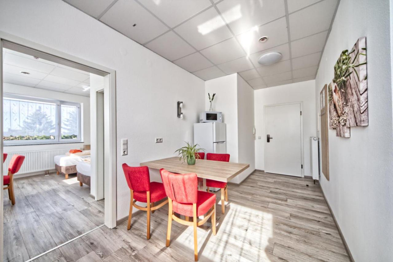 Others 2, Apartment Lichtenwald, Esslingen
