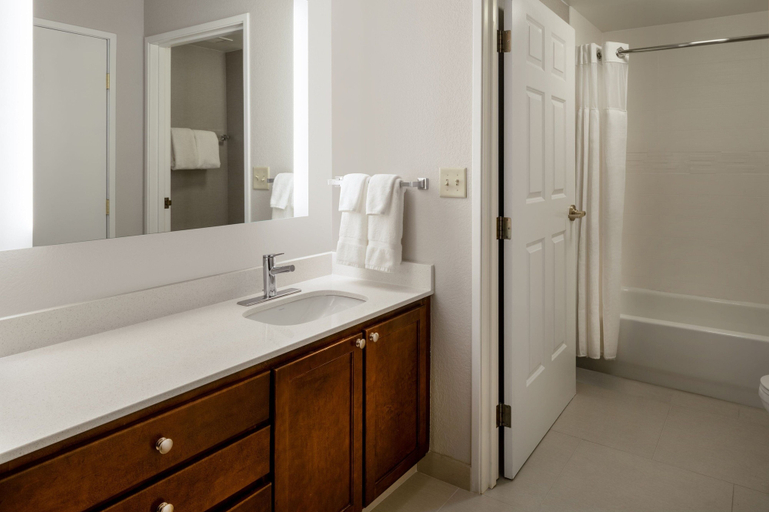 Bathroom 4, Residence Inn by Marriott Chicago Oak Brook, Dupage
