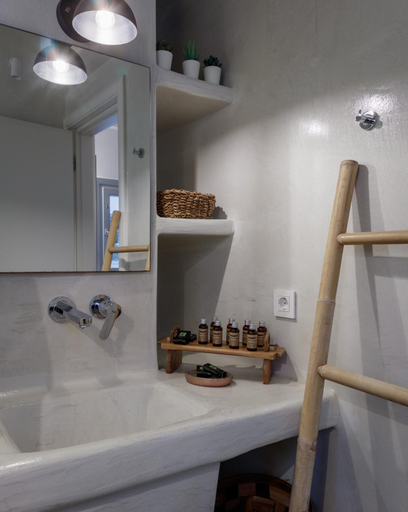 Bathroom 2, Bianco Diverso Suites, South Aegean