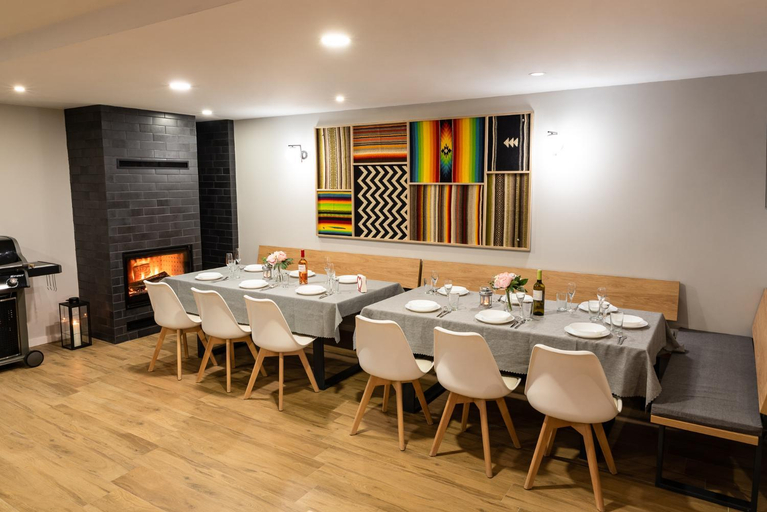 Food & Drinks 2, "The House" Апартаменти и Термална зона, Velingrad