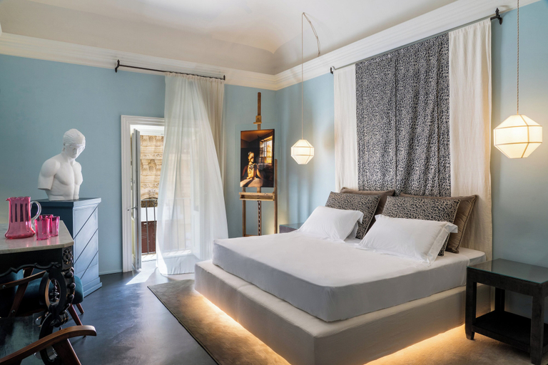 Bedroom 2, Q92 Noto, Syracuse