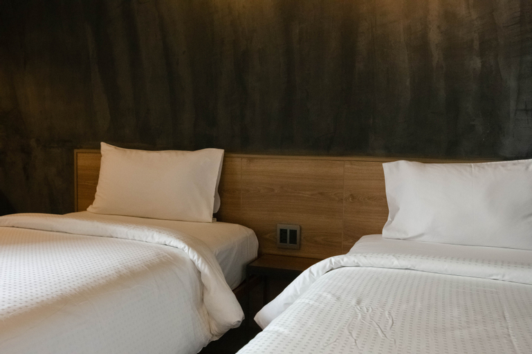 Bedroom 12