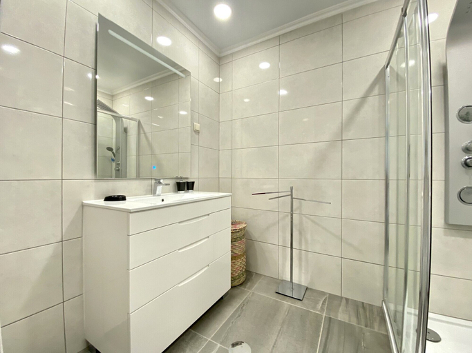 Bathroom 3, Albufeira Crystal by Homing, Albufeira