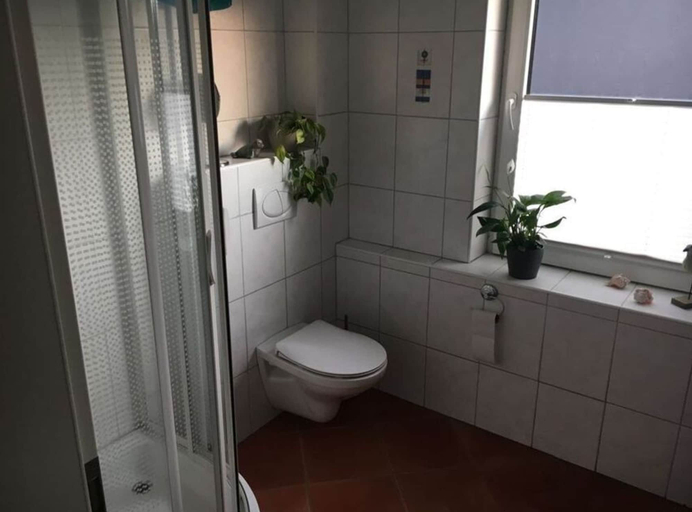 Bathroom 3, Seagull Modern Retreat, Friesland