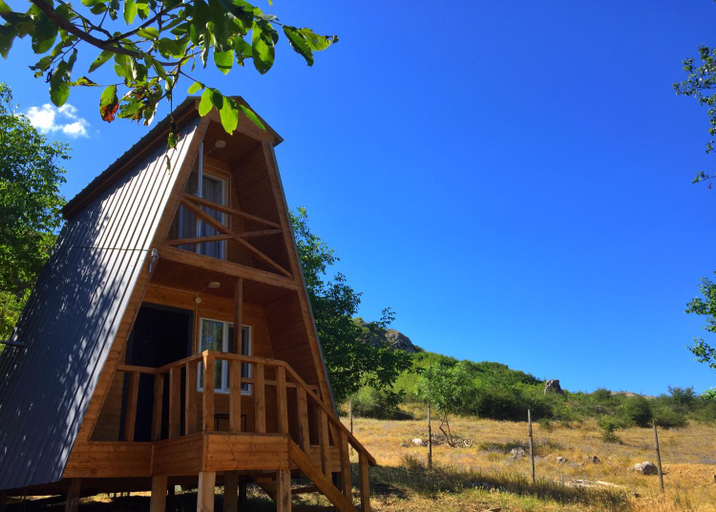 Others 2, Teo's Cottages, Dedoplis Tskaro