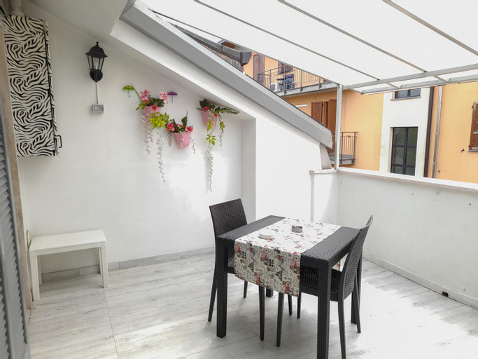 Dining Room 9