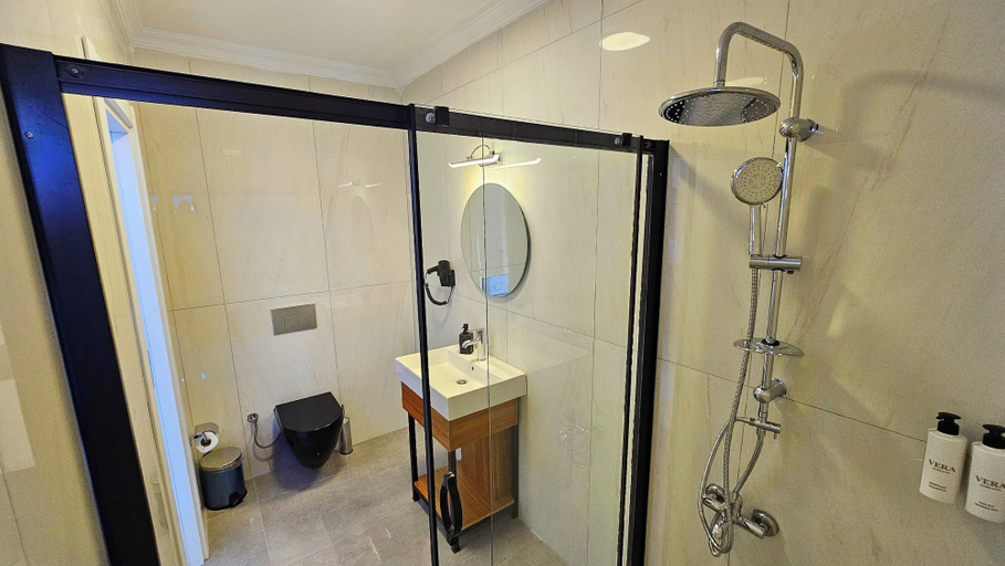 Bathroom 5, Vera Taksim Hotel, Beyoğlu