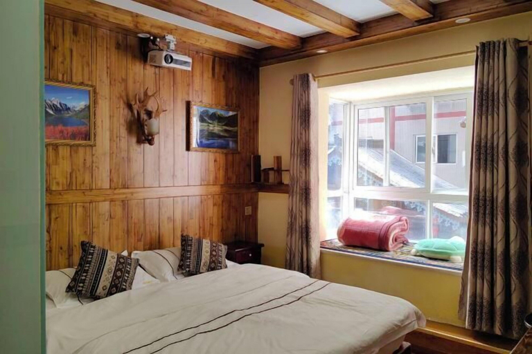 Bedroom, Kangding Jingyou Homestay, Garzê Tibetan