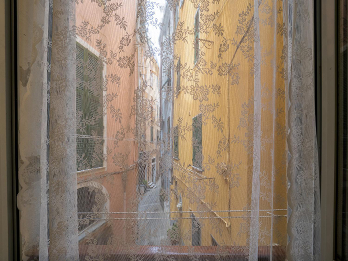 Others 4, Picagetta, La Spezia