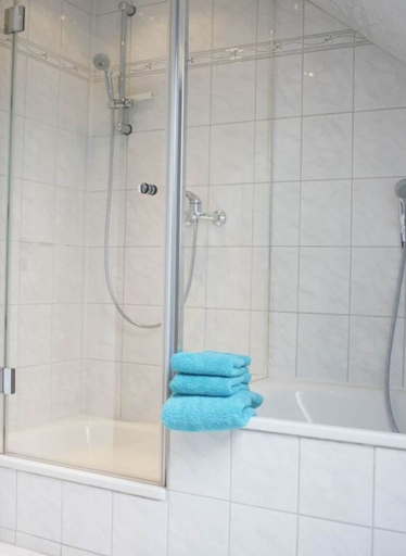 Bathroom 3, Holiday Apartment Harz View, Goslar