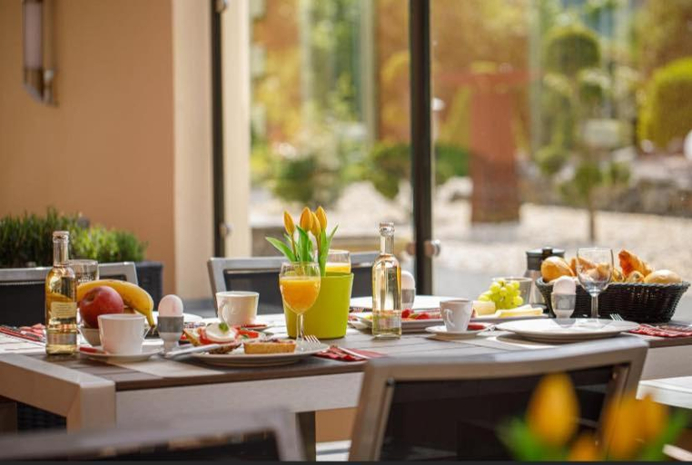 Food & Drinks 2, Hotel Garni am Schloss, Mayen-Koblenz