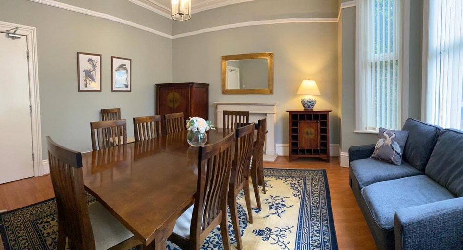 Others 3, Villa with Park Views close to Liverpool Centre, Sefton