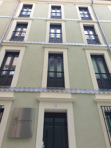 Others 5, Hotel Myro, Asturias