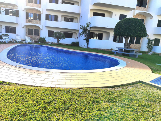 Sport & Beauty 4, Vilamoura Twins 2 With Pool by Homing, Loulé