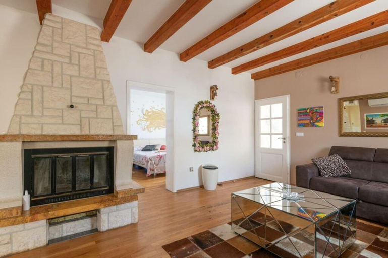 Property amenity 4, Sunshine Comfortable Holiday Residence, Pula
