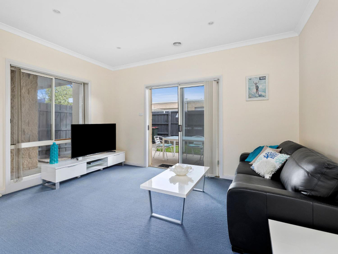 Others 5, Esplanade Frontage 4 209, Surf Coast - East