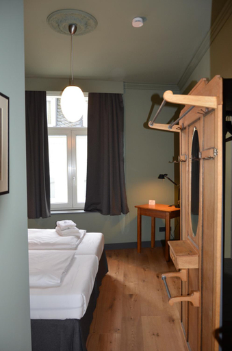 Bedroom 1, Storyhotel Bergischer Hof Konigswinter, Rhein-Sieg-Kreis