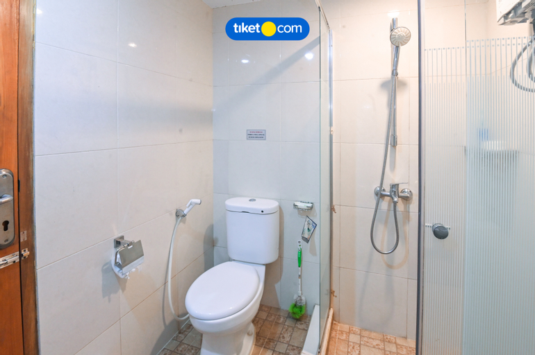 Bathroom 21