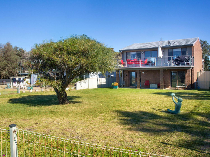 Endless Summer I Pet Friendly Absolute Beachfront, Shoalhaven - Pt B