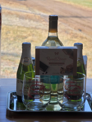 Food & Drinks 4, Ladd Pond Cabins and Campground, LLC, Coos