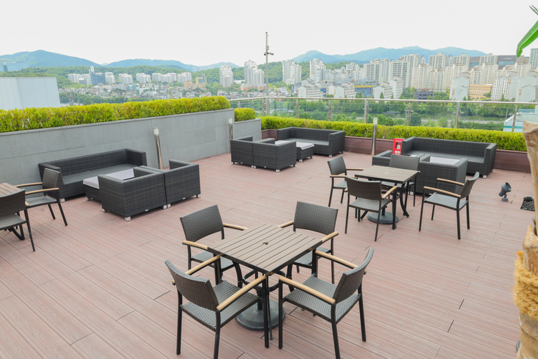 Food & Drinks 5, Skypark Central Seoul Pangyo, Seongnam
