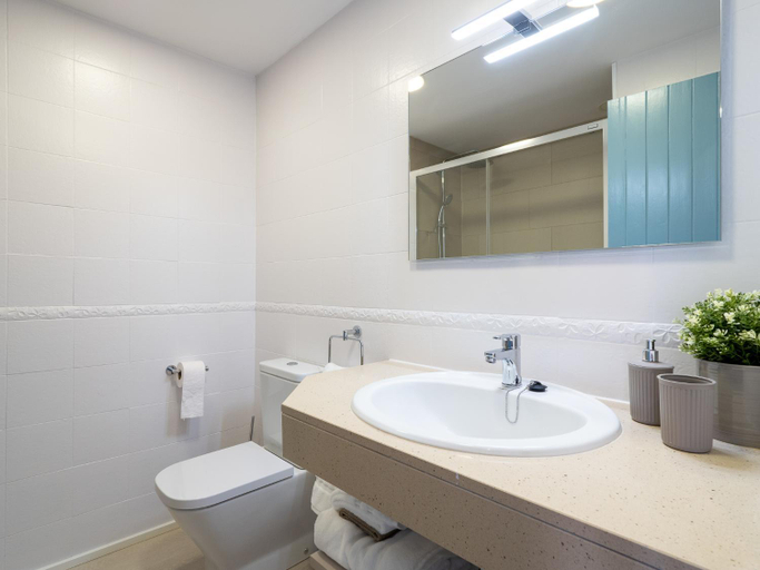 Bathroom 3, Menorca Apartments by Exclusive Homes, Baleares