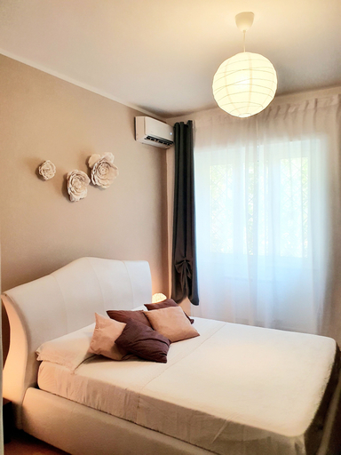 Bedroom 4, Lemon Sunshine Apartment, Roma