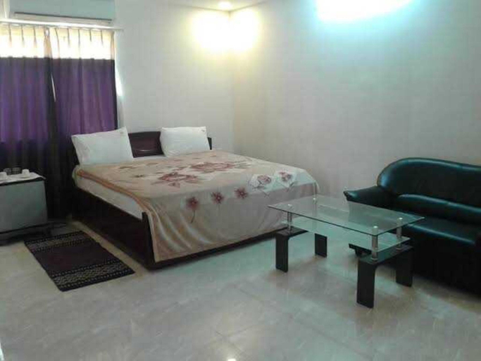 Bedroom 3, Goroomgo Relyef Inn Kolkata, North 24 Parganas