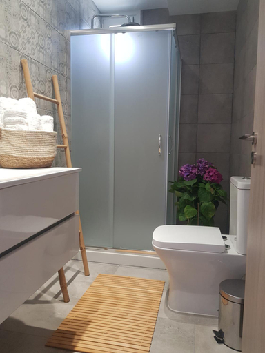 Bathroom 3, Galazia Thea Apartments, South Aegean