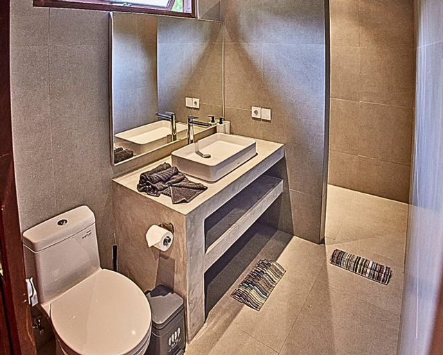 Bathroom 3