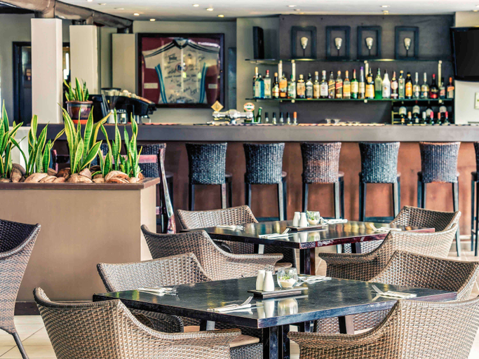 Food & Drinks 2, Mercure Nadi, Ba