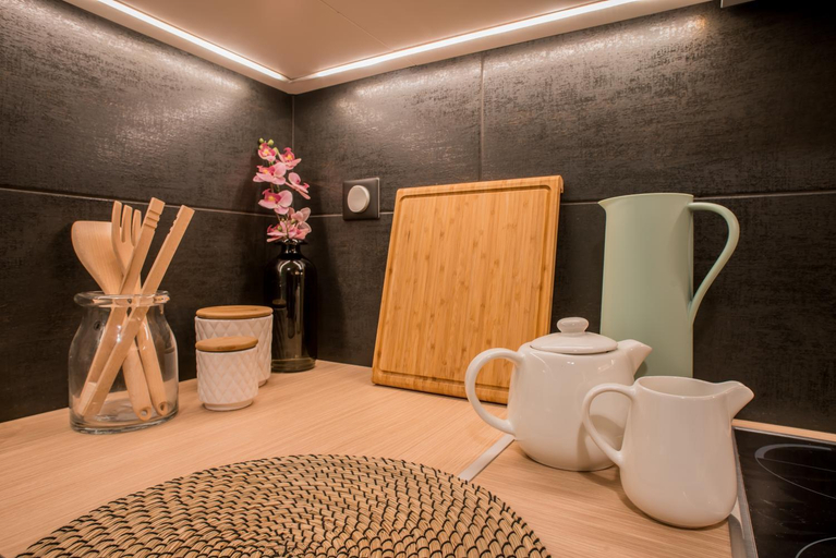 Facilities 2, Athenian Living Suites, Attica